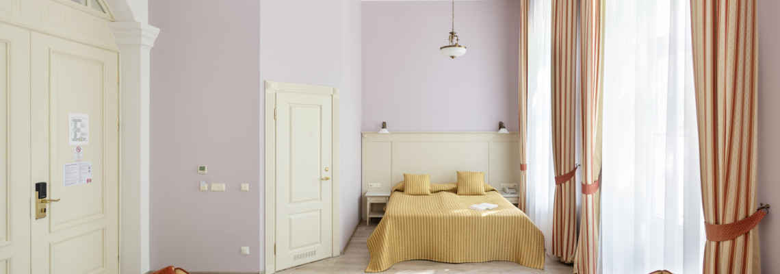 Deluxe rooms