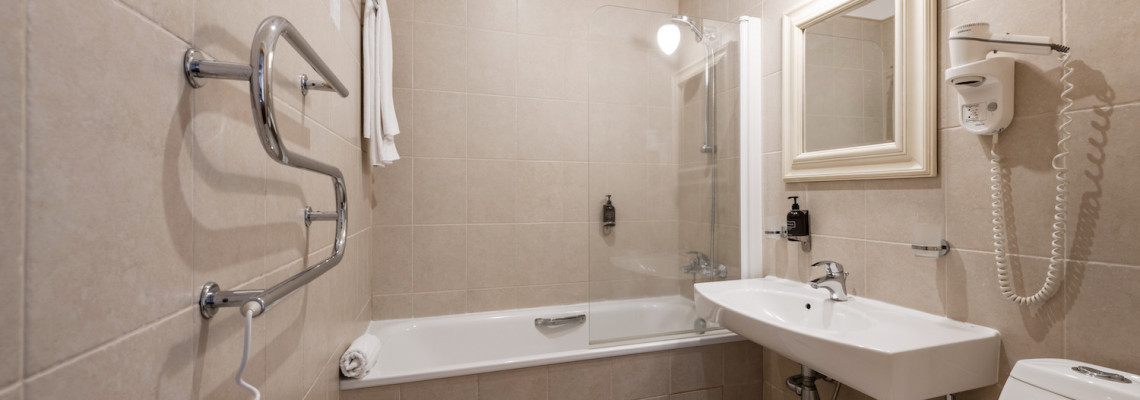 Superior double room glass building (2 beds)